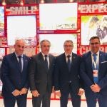 Rincón de la Victoria cierra acuerdos de colaboración en el marco de Fitur con el tour operador TUI y el Bus Turístico