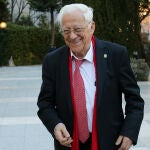 El padre Ángel, fundador de Mensajeros por la Paz.