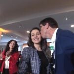 La presidenta y portavoz del Grupo Parlamentario Ciudadanos en el Congreso, Inés Arrimadas, y el vicepresidente de la Junta de Andalucía, Juan Marín, durante el acto en Antequera