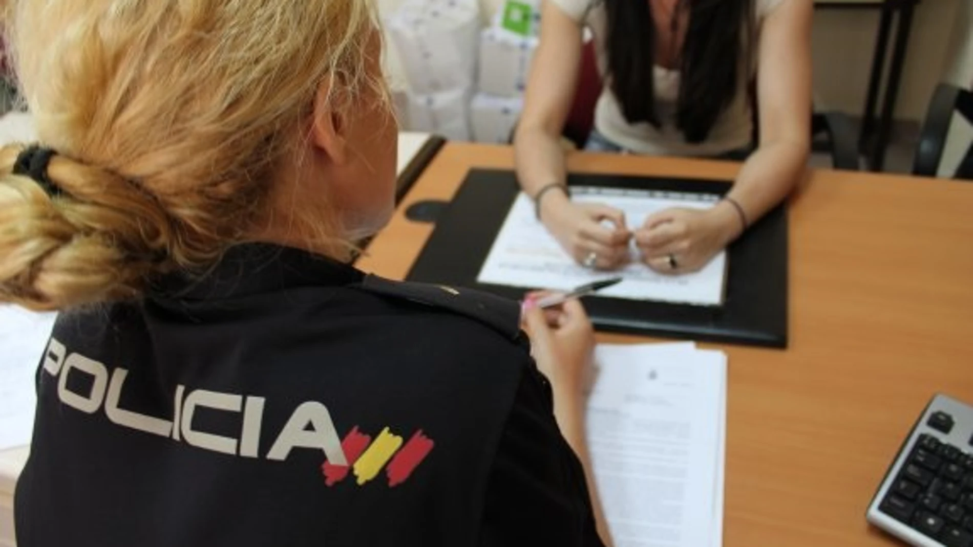 Sucesos.- Detenido en Burgos por agredir a su expareja e incumplir por segunda vez en un mes la orden de alejamiento