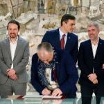 El Gobierno y los agentes sociales, en la firma del salario mínimo