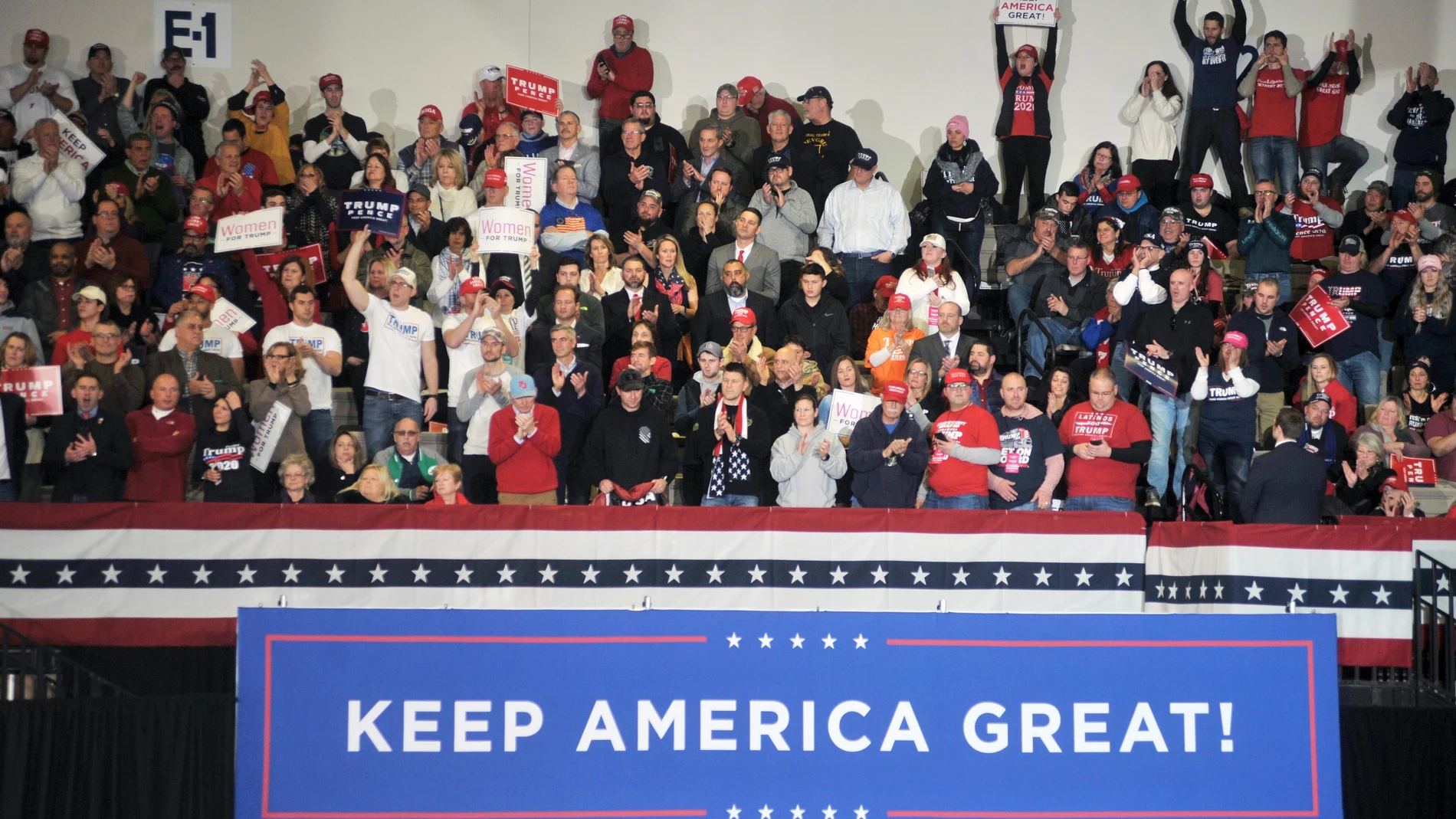 Trump holds massive rally in NJ