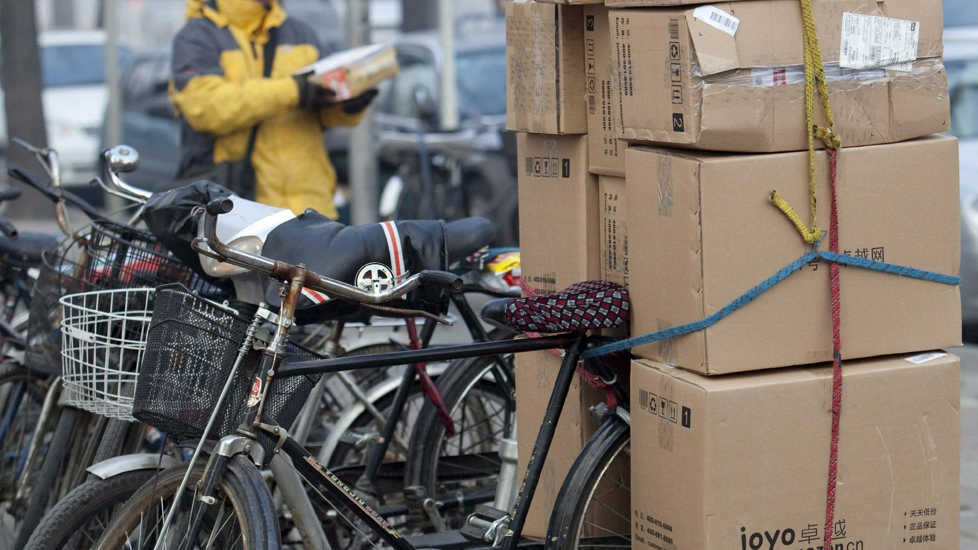 Bicicleta repartidora de Joyo, el compañero chino de Amazon