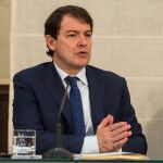 El presidente de la Junta, Alfonso Fernández Carriedo, durante el anuncio de la eliminación del Impuesto de Sucesiones y Donaciones