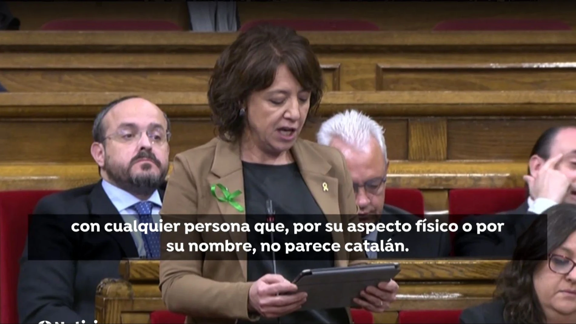 La diputada de JxCat Anna Erra, ayer en el momento de su petición en el Parlament