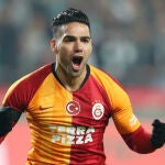 Radamel Falcao celebra un gol con el Galatasaray.