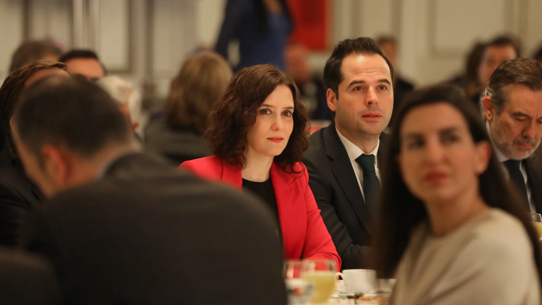 Desayuno informativo de Fórum Europa con el presidente de la CEOE y el presidente del CEIM