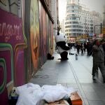 Los «sin techo» eligen el distrito centro para instalar sus «dormitorios» al aire libre