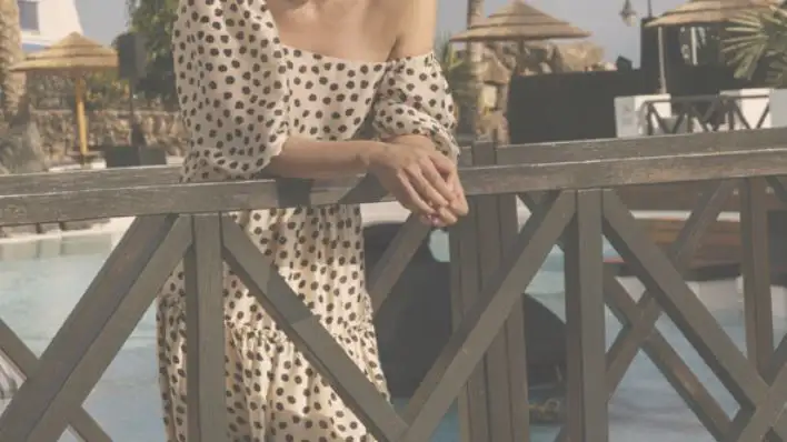 Tamara Falcó, con vestido de Mango