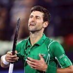Djokovic celebra así con el público sus victorias