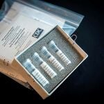 Kit de prueba de laboratorio para detectar el coronavirus.