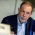 Granada.- El exministro Javier Solana y el poeta Luis García Montero, en la octava edición de 'Talking About Twitter'
