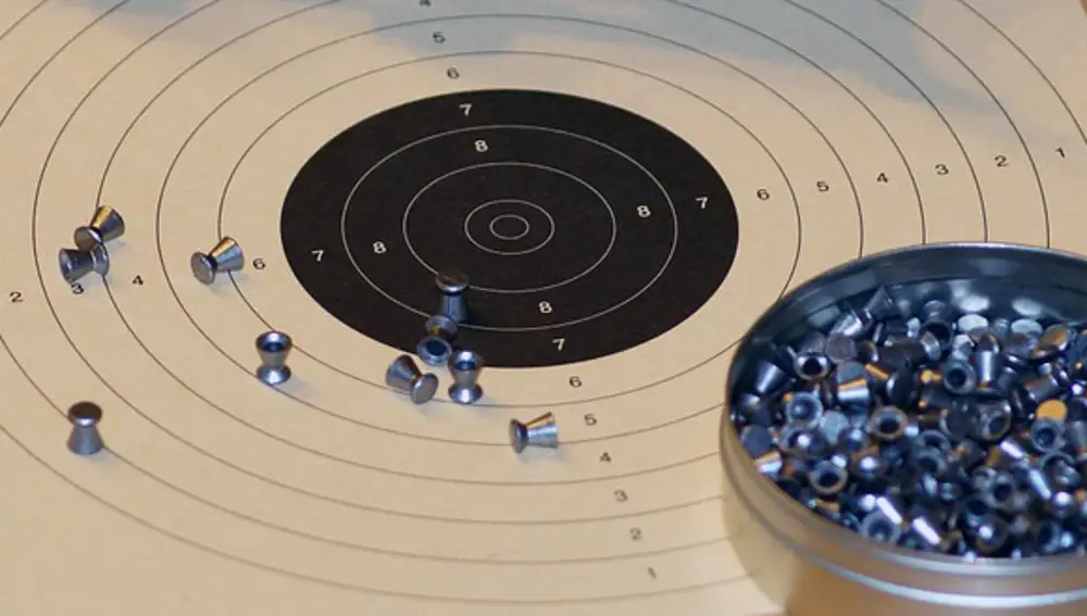 Diana y balines calibre 4,5mm