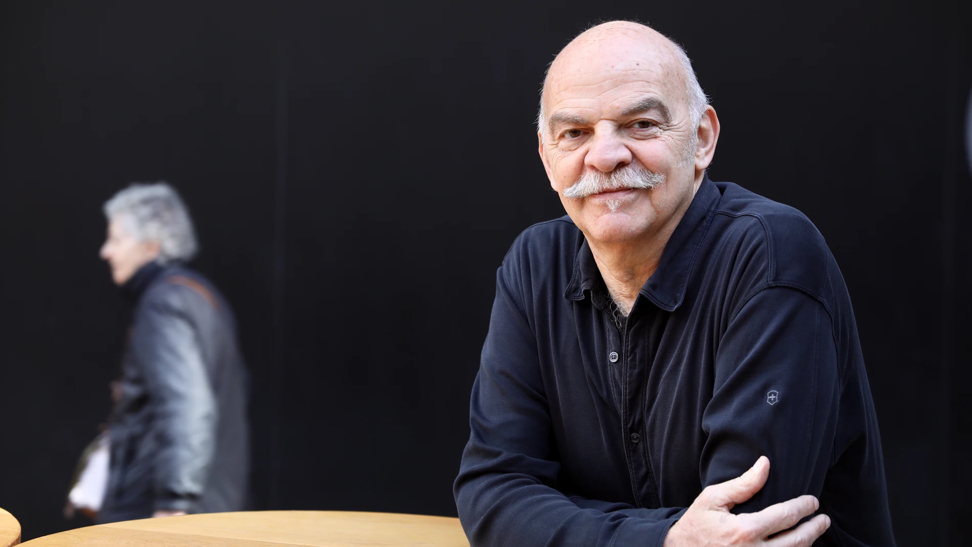 El escritor Martín Caparrós se adelanta al futuro en su novela "Sinfín"