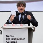 El expresidente de la Generalidad de Cataluña, Carles Puigdemont, durante el acto del Consell de la República