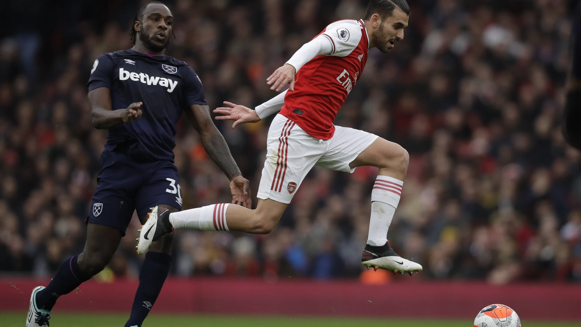 Dani Ceballos con el Arsenal.