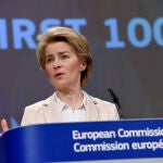 Ursula von der Leyen en su rueda de prensa hoy en Bruselas con motivo de sus primeros cien días en el cargo