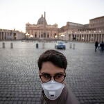 Rome (Italy), 11/03/2020.- Saint Peter's square desert during the Coronavirus emergency lockdown in Rome, Italy, 11 March 2020. (Italia, Roma) EFE/EPA/Massimo Percossi