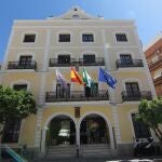 Almuñécar acuerda crear una comisión de seguimiento y prevención por la crisis del covid-19