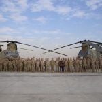Contingente español en Taji en la reciente visita del JEMAD