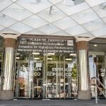 La falta de mascarillas y guantes también se ha notado en los juzgados de Plaza de Castilla durante el fin de semana