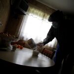 La Comunidad de Madrid va a abrir un registro de personas voluntarias que puedan prestar ayuda a la población más vulnerable ante el coronavirus