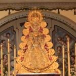 La Virgen del Rocío se encuentra en la parroquia de la Asunción de Almonte, como cada siete años