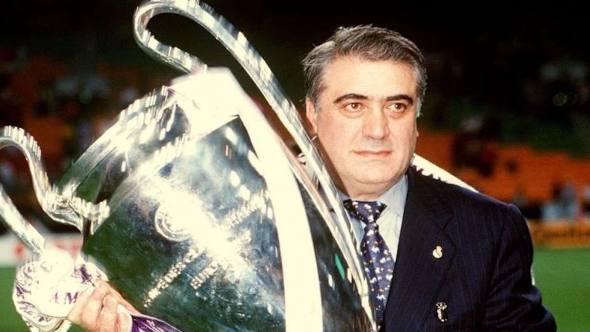 Fútbol.- Lorenzo Sanz continúa grave y con "nulas esperanzas" de superar el coronavirus