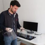 La empresa vallisoletana Irzón está produciendo de manera altruista máscaras de PVC para los más mayores