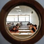 Imagen de estudiantes en las pruebas de acceso a la Universidad en la Comunitat Valenciana en su convocatoria ordinaria