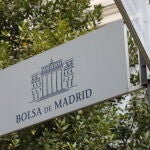 Cartel colocado en las inmediaciones del edificio de La Bolsa de Madrid Marta Fernández Jara / Europa Press27/03/2020