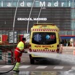 Entrada al hospital de campaña de Ifema, levantado en 18 horas