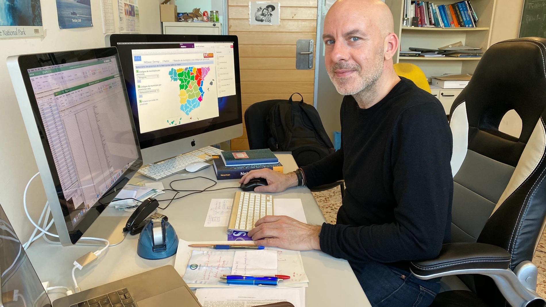 Arenas estudia la evolución de las epidemias y alertó semanas antes a las autoridades del peligro del coronavirus