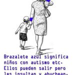 Campaña para que los niños con autismo puedan salir a la calle con un brazalete azul