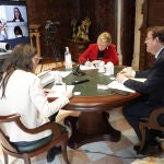 El presidente Puig y las conselleras Barceló y Oltra se han reunido con los portavoces parlamentarios telemáticamente.