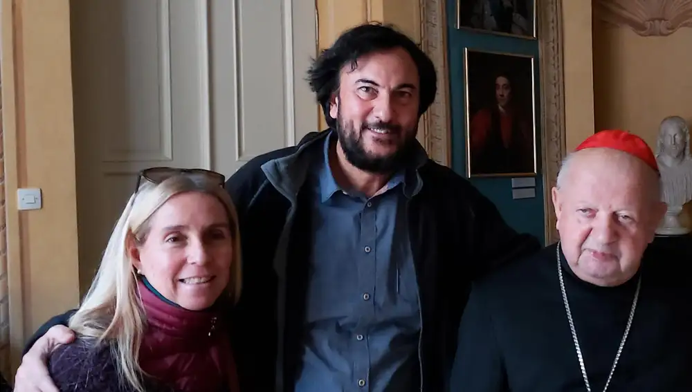 De izda. a dcha., Paloma Fernández-Gasset, José María Zavala y Stanislaw Dziwisz