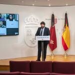 El presidente de la Región de Murcia, Fernando López Miras, y el consejero de Salud, Manuel Villegas