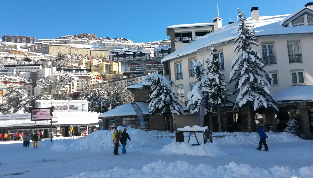Sierra Nevada: nieve y diversión a partes iguales