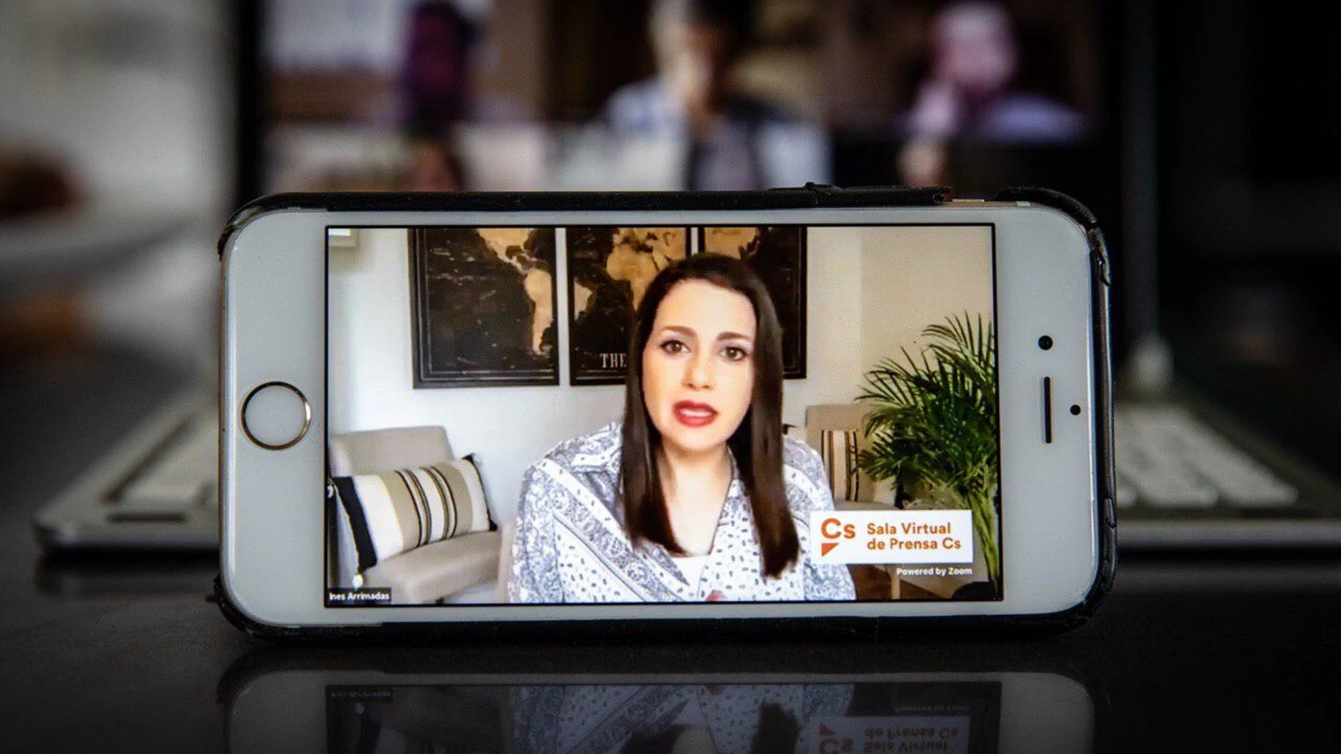 Inés Arrimadas, hoy, durante la rueda de prensa telemática