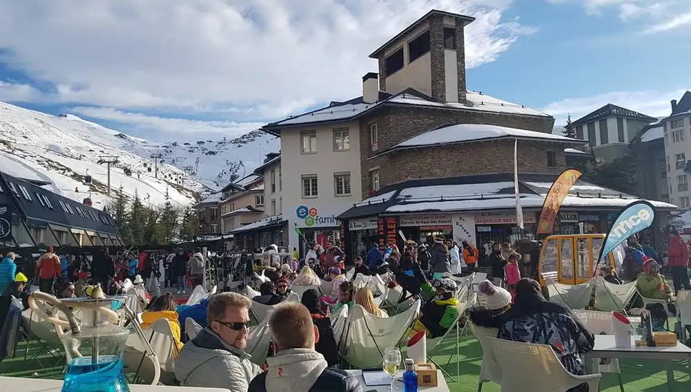 Sierra Nevada: nieve y diversión a partes iguales