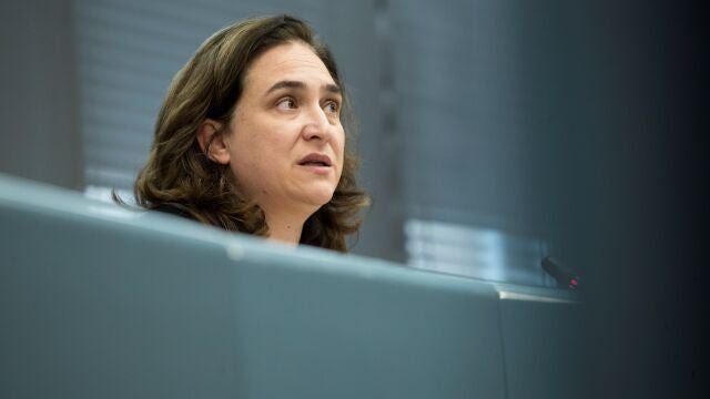 La alcaldesa de Barcelona, Ada Colau, en una rueda de prensa reciente.