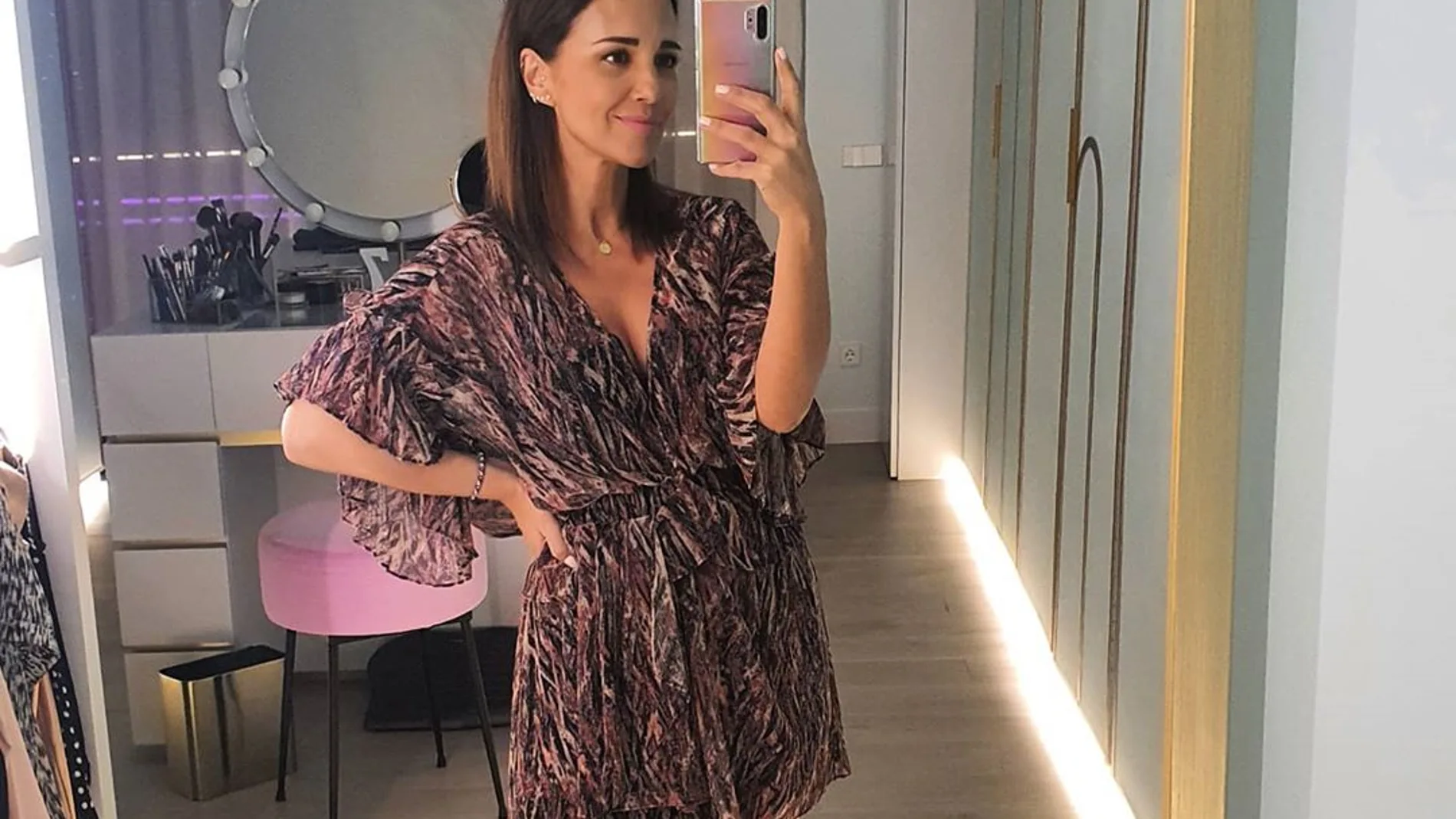 El look de Paula Echevarría para irse de cita durante esta cuarentena.