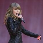 Imagen de archivo de la cntante Taylor (Photo by Joel C Ryan/Invision/AP, File)