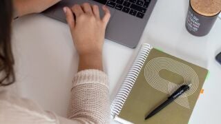 La UVigo afirma que la huelga convocada por ANEGA "no cumple los requisitos de un paro" y mantiene la actividad docente