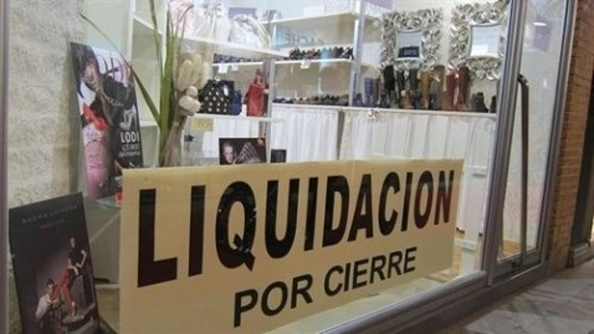 Coronavirus.- Los cascos históricos piden que no se permita a centros comerciales abrir todos los días de 2020 y 2021