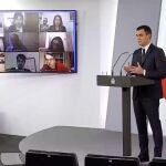 Pedro Sánchez, durante la rueda de prensa telemática en Moncloa. EFE