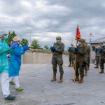 Militares y sanitarios en el Hospital de Segovia