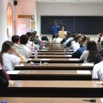 Estudiantes se presentan a la evaluación de Bachillerato en el distrito de Salamanca