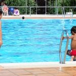 Según el CSIC, la infección por SARS-CoV-2 por contacto con el agua de condiciones estándar para el baño es muy poco probable