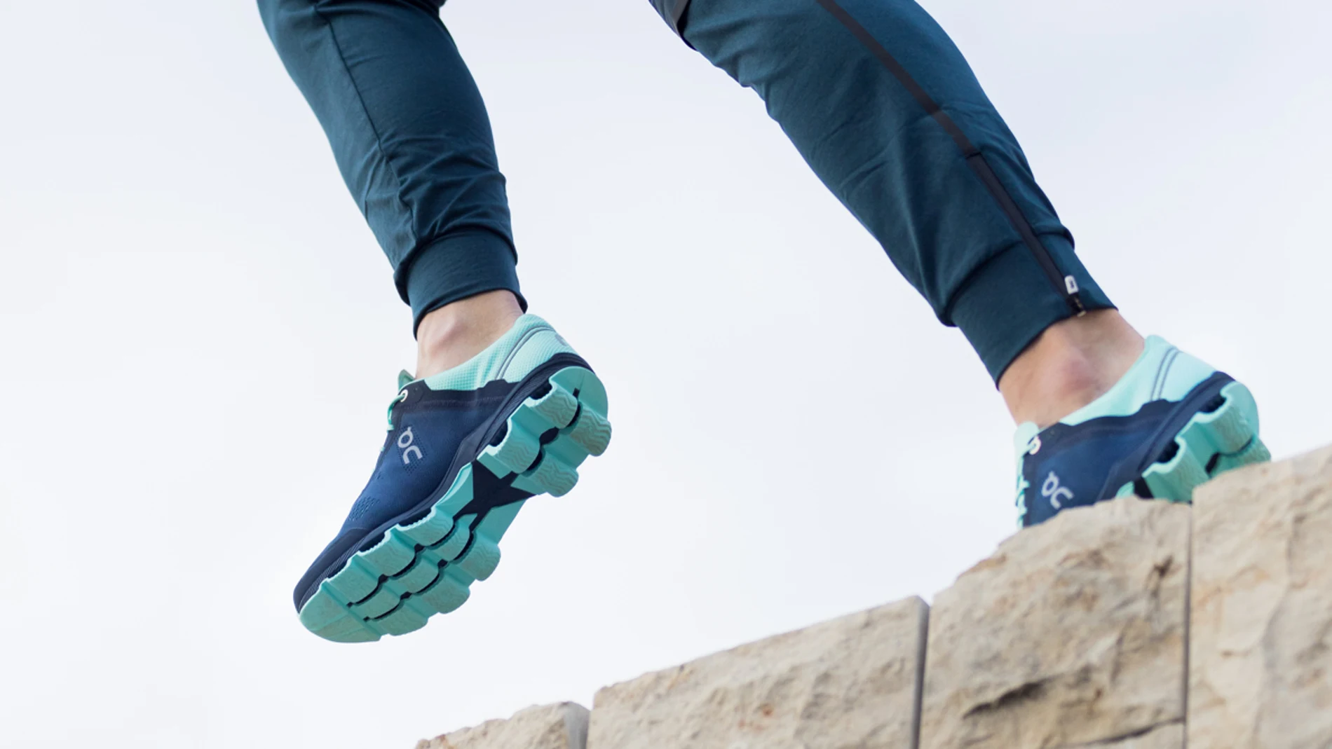 Así son las zapatillas para correr On